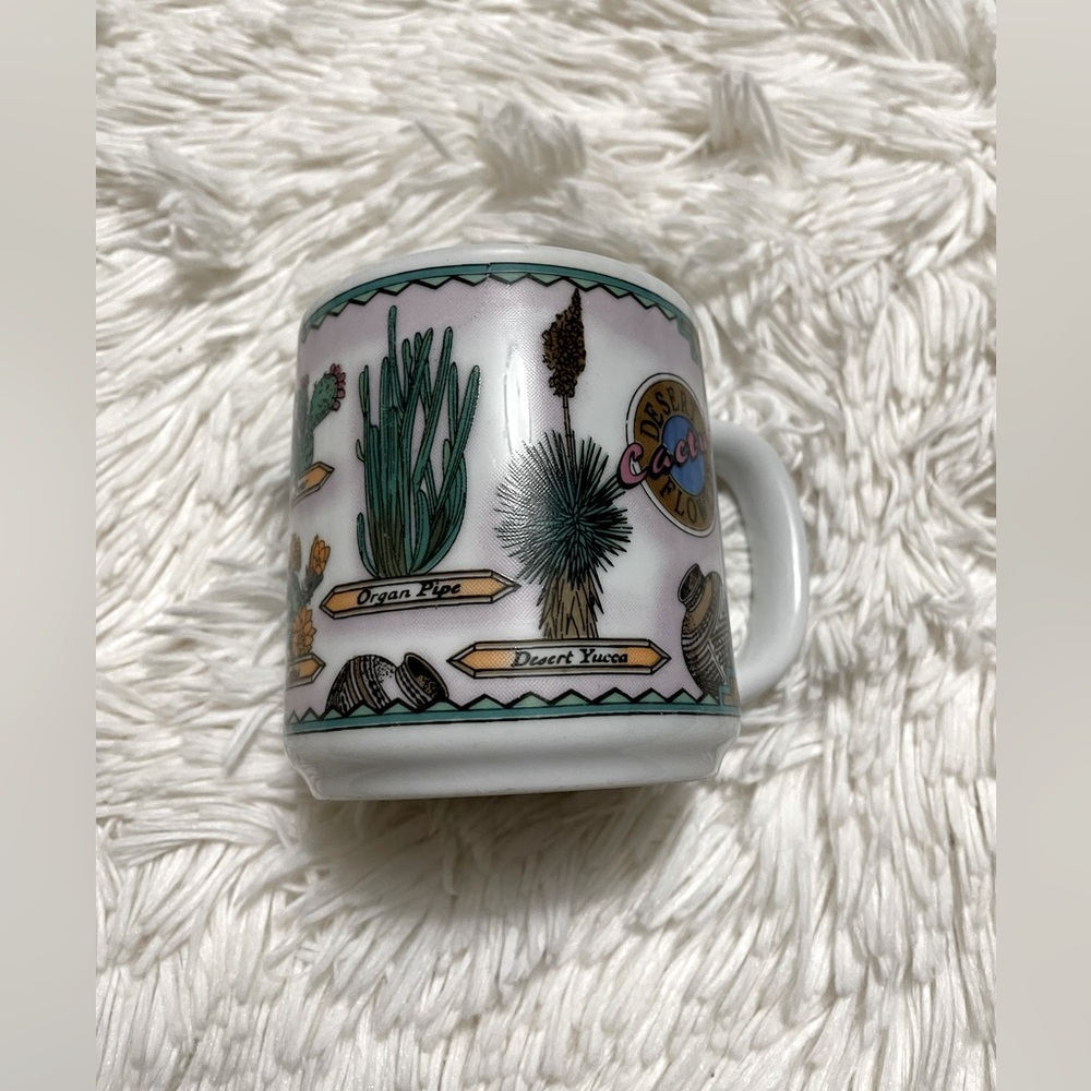 Vintage 1990's KWC made in China Desert Cactus Flowers Coffee Mug - Picture 1 of 5